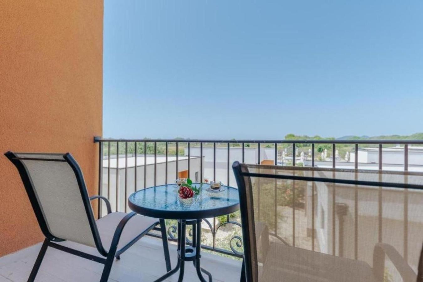 Imperial Family Resort Ulcinj Exterior foto